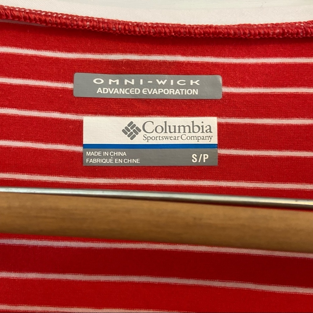 Columbia Omni-Wick PFG Striped Short Sleeve Top. Size Small. - Picture 3 of 9